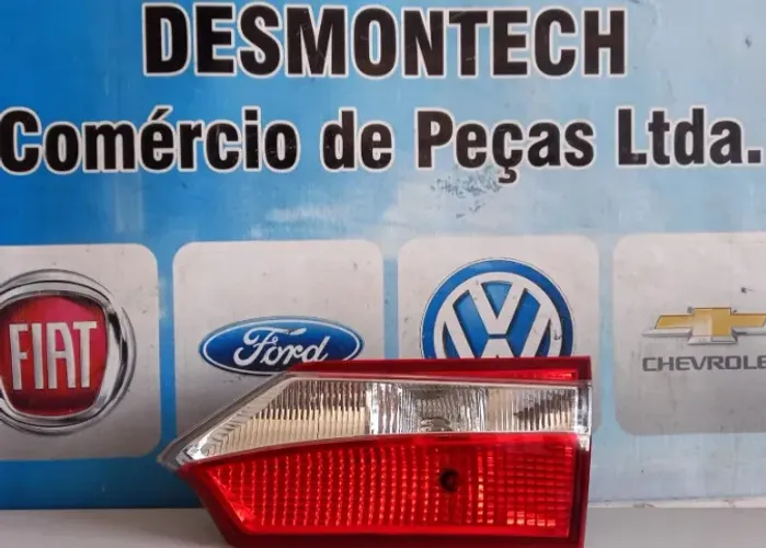 Lanterna da tampa Toyota corolla 2017-2019 lado do direito