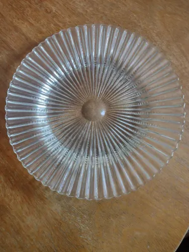 Prato vidro moldado