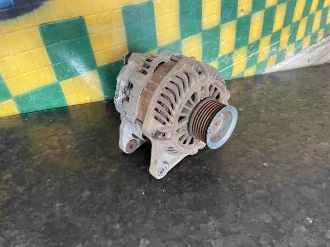 Alternador Nissan versa March 1.6 231001hk1a