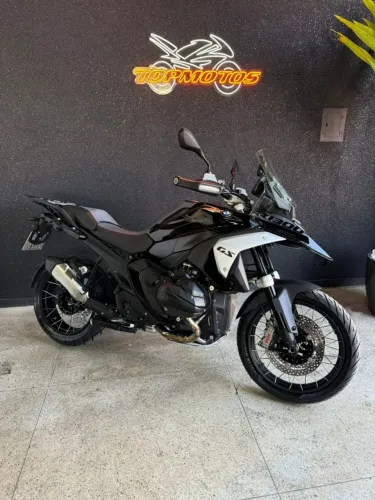 BMW R 1300 GS TRIPLE BLACK