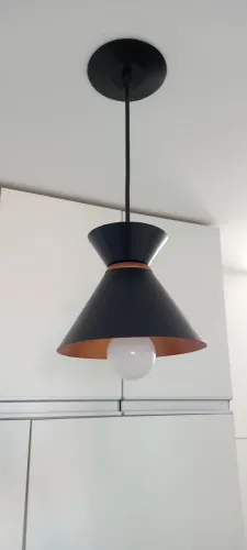 Luminária Pendente c/ Detalhe Cobre