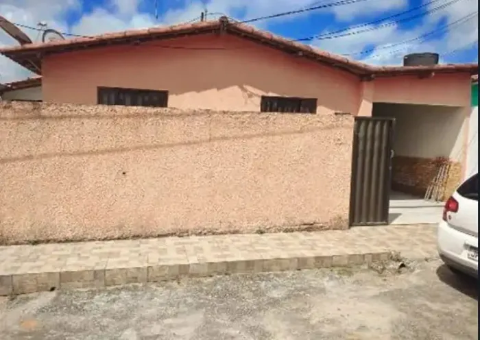 Casa em condominio com 2/4 suíte em Planalto - Natal - RN