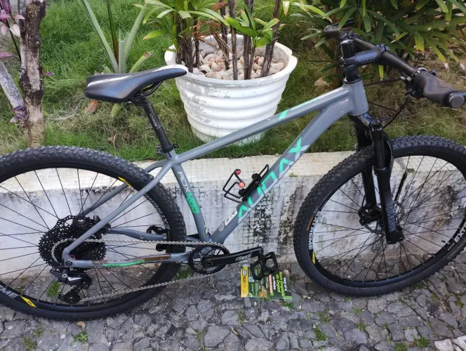 BIKE AUDAX ADX 400 TODA SHIMANO DE 12 VELOCIDADES 