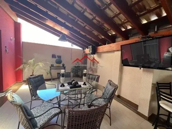 Casa a venda no condomínio fechado Reservatto em Jundiaí SP.
