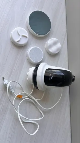 Massageador Relaxmedic com acessórios