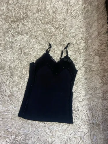 Blusa de alcinha com renda preta