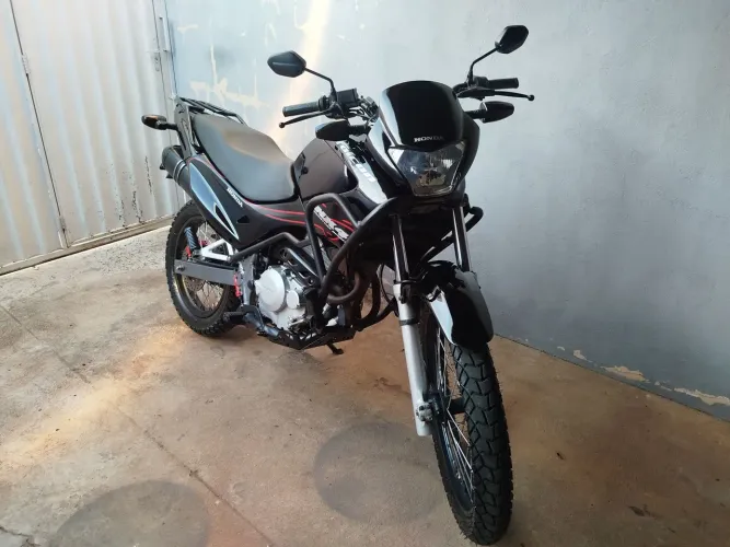 Honda nx Falcon 400