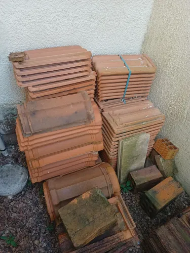 LoteTelhas de barro francesa