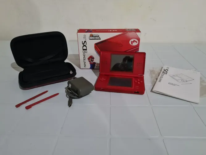 Nintendo DS Lite - Edição Limitada Super Mario Bros (com defeito) - Leia a descrição