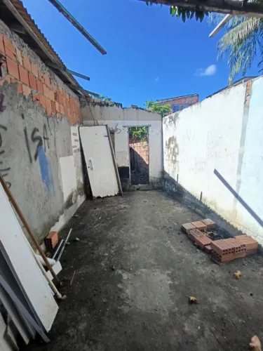 //Casa com quintal em Petrópolis 