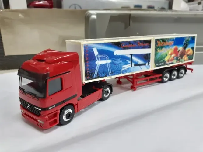 Miniatura Mercedes-benz Actros 1843 Transport 1/87 Model Car na caixa