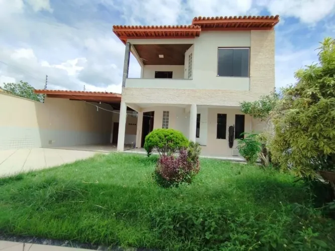 Vendo duplex 5/4 sendo 5 suites no jardim acácias