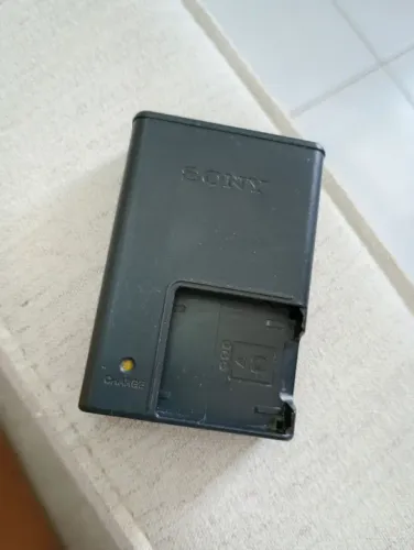Carregador para Câmera Sony