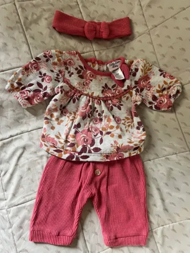 conjunto de calca e blusinha para bebe de 0 a 3 meses