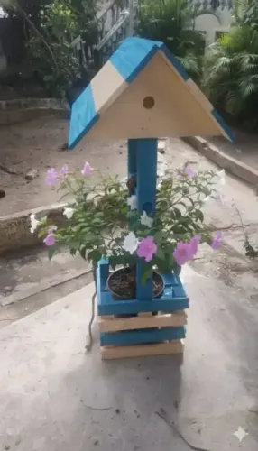 Poço dos Desejos Decorativo Pintado com tintaoléo na cor azul e areia em Madeira Reforçado