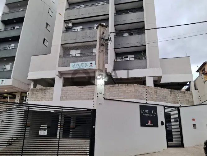 Apartamento à venda na Vila Jardini em Sorocaba-SP: 2 quartos, 1 suíte, 2 salas, 1 banheir