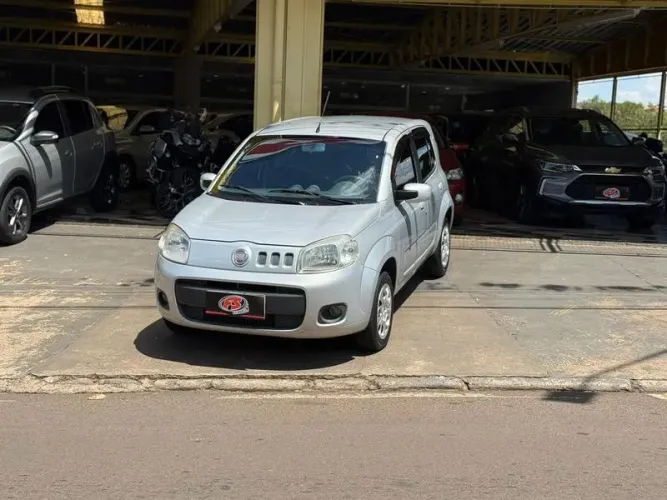 Fiat Uno Vivace Celeb. 1.0 EVO F.flex 8V 5P 2012