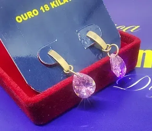 Brinco Ouro 18 Kilates Peso 2.63 Gramas 23 mm Pedra Gota Zircônia