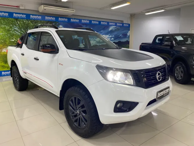 Nissan Frontier X-gear CD 4X4 2.3 Bi-TB Die.aut 2022