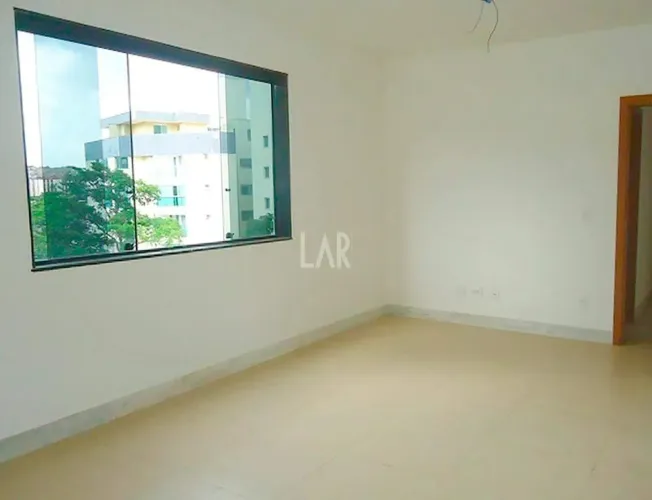 Apartamento à venda, 3 quartos, 1 suíte, 2 vagas, Grajaú - Belo Horizonte/MG