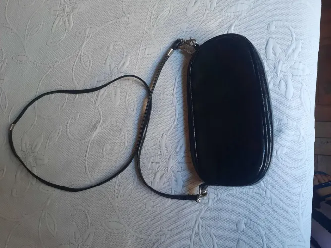 Bolsa  de couro acetinado