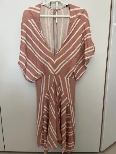 Vestido Animale TAM 40 muito novo ( altura do joelho)