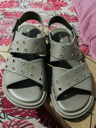 Melissa N38