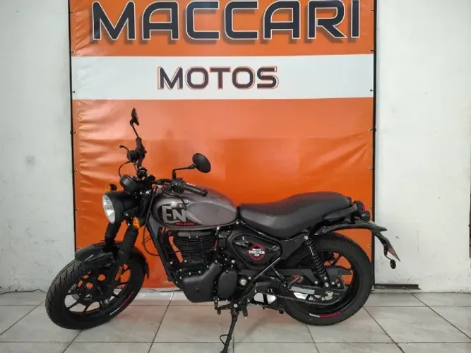 Royal Enfild Hunter 350 cinza 2025