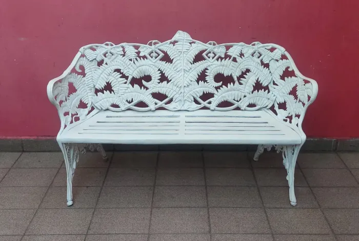 Banco de jardim samambaia de alumínio fundido
