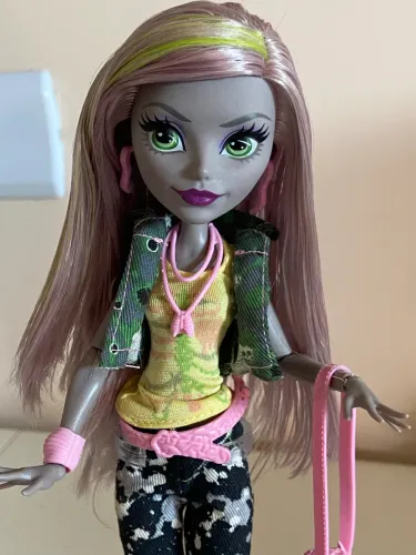 Monster High Moanica completa