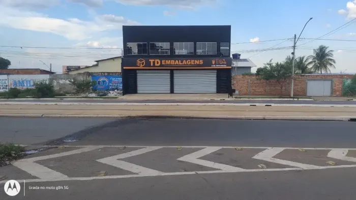 Prédio comercial à venda em Goiânia. Região com grande desenvolvimento econômico.