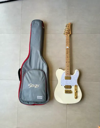 Guitarra Seizi Katana White Gold