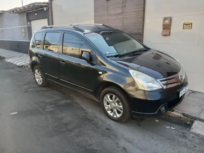 Nissan Livina SL 1.8 16V Flex Fuel Aut. 2013