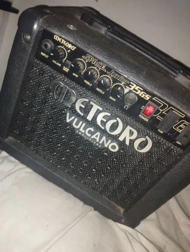 amplificador Meteoro Vulcano Space Junior 35GS