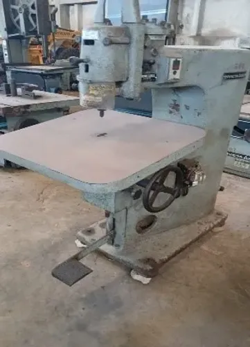 Máquina Tupia para madeiras 