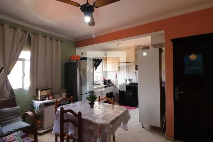 Casa à Venda - Dos Casa, 2 Quartos, 175 m2