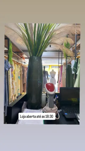 Passo loja com tudo dentro