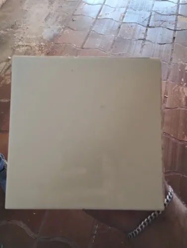 Azulejo antigo 15x15 cor creme