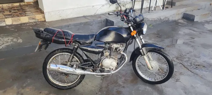 Max 125