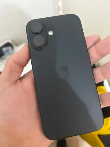 iPhone 16