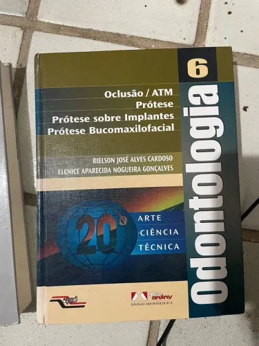 Livro de odontologia Oclusão / ATM Prótese