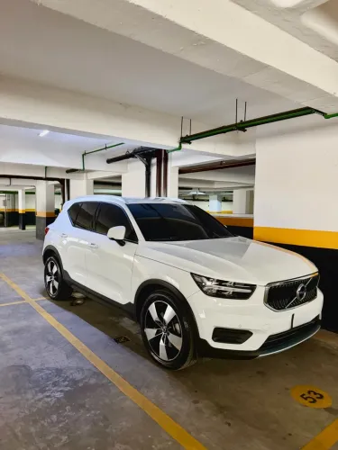 Volvo XC40 T-5 Momentum 2.0 252cv AWD 2020