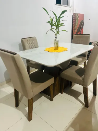 Mesa 6 lugares tampo de vidro