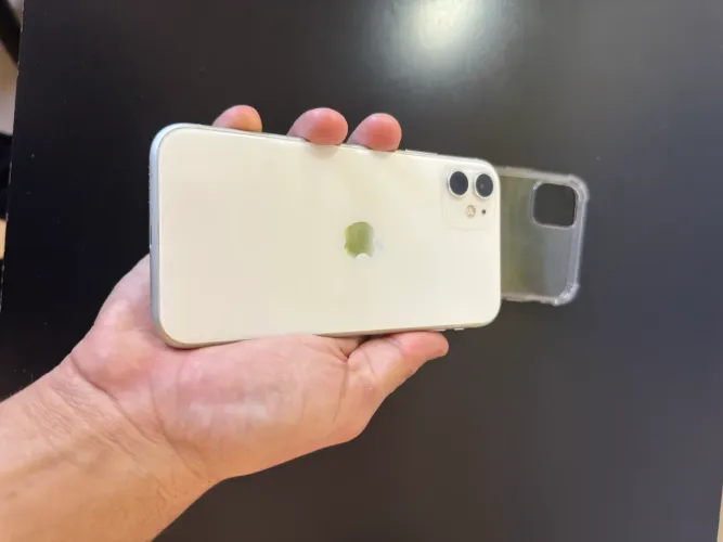 Iphone 11 128gb zero, sem detalhes
