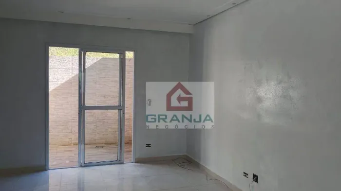 Casa com 2 dormitórios para alugar por R$ 4.000,00/mês - Viva Vida - Cotia/SP