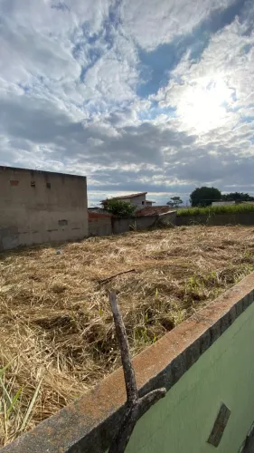 TERRENO A VENDA EM ARARUAMA 450M- ÓTIMA LOCALIZAÇÃO