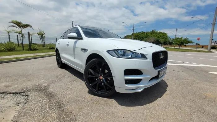 Rodas Jaguar F-Pace Aro 22 com Pneus