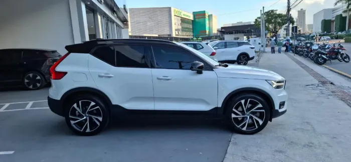 Volvo XC40 XC 40 T-5 Híbrido R-design 1.5 262cv FWD 2021