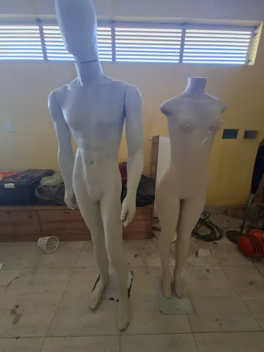MANEQUINS MASCULINO E FEMININO