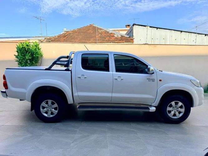 Imagem de Toyota Hilux CD SR 4X2 2.7 16v/2.7 Flex Aut. 2015